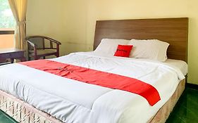 RedDoorz near RSUD R Syamsudin Sukabumi